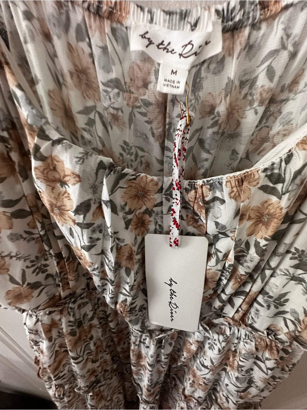 Sunlit Floral Tiered Maxi Dress in White and Tan - Picture 13 of 13